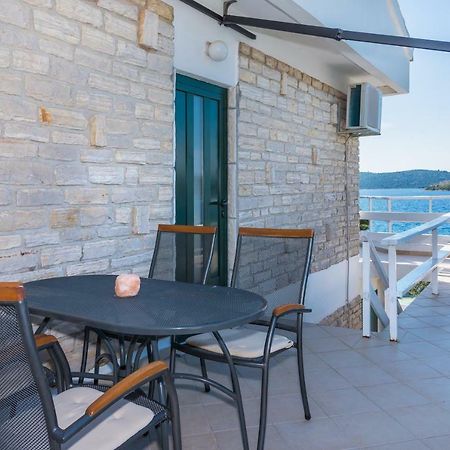 Luena Appartement Grebaštica Buitenkant foto