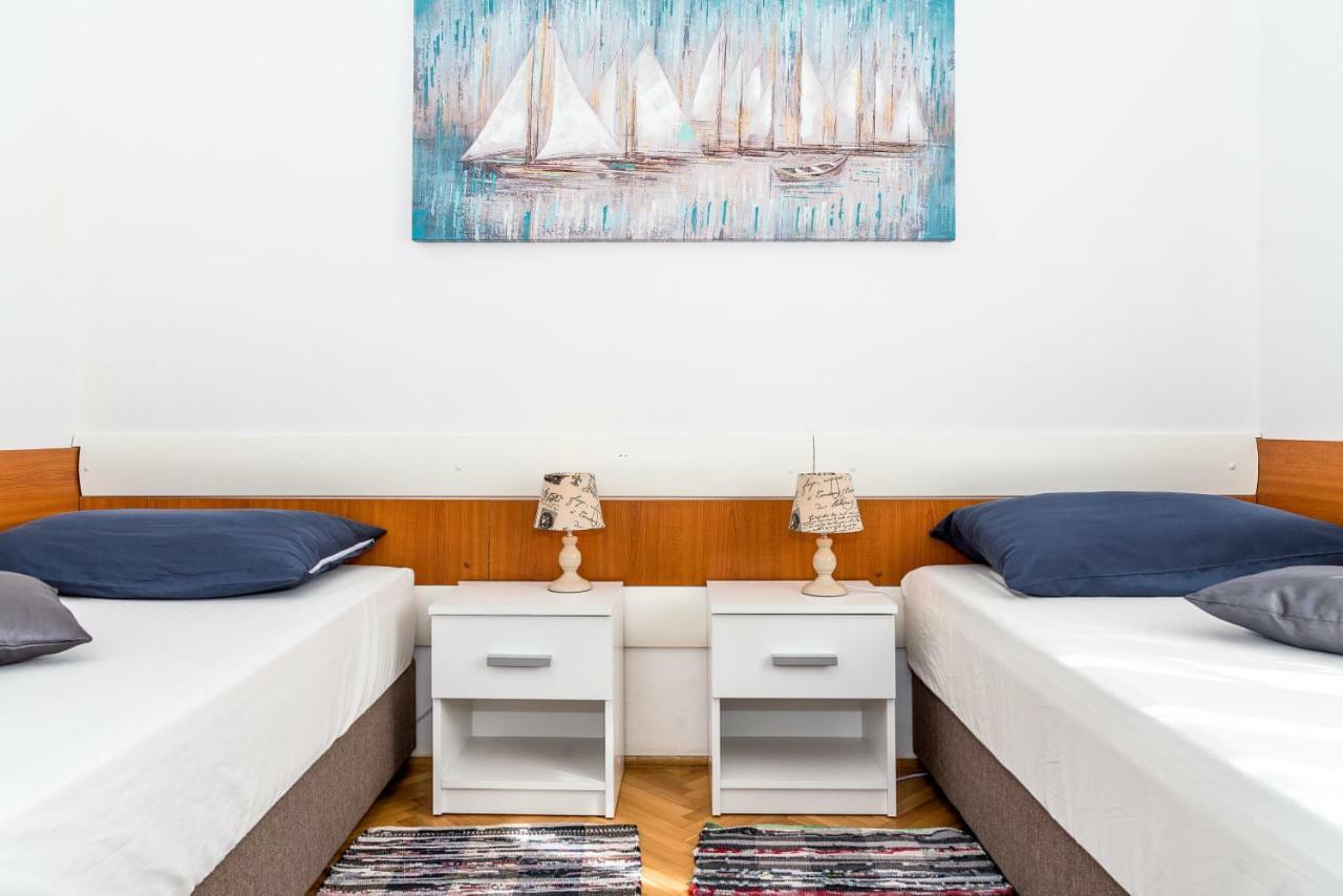 Luena Appartement Grebaštica Buitenkant foto