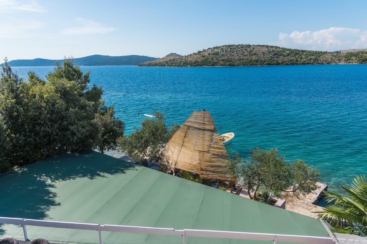 Luena Appartement Grebaštica Buitenkant foto